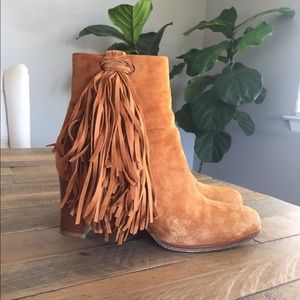 Christian louboutin botties